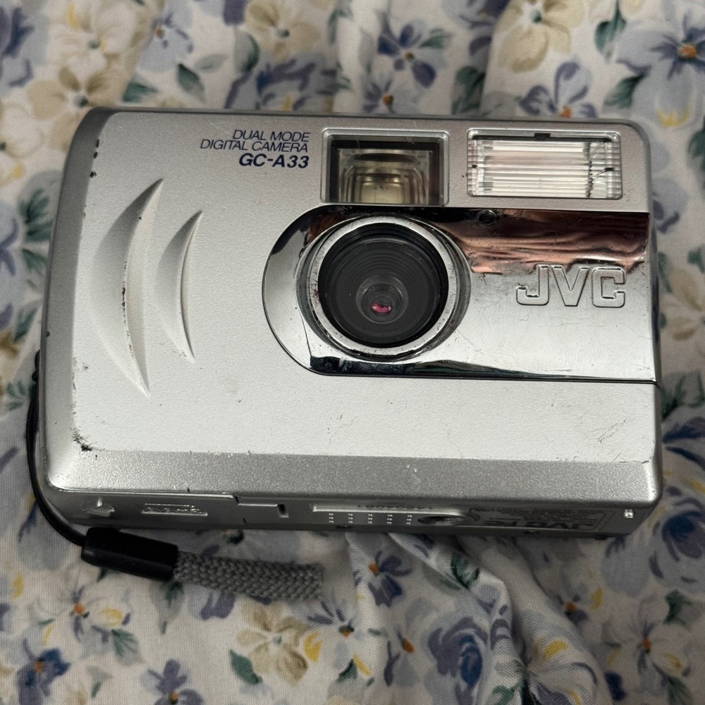 JVC GC-A33 Dual Mode Digital Camera Vantage Point and Shoot Tested (READ)
